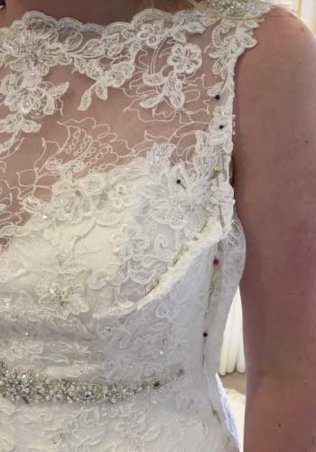 wedding dress hemming cost
